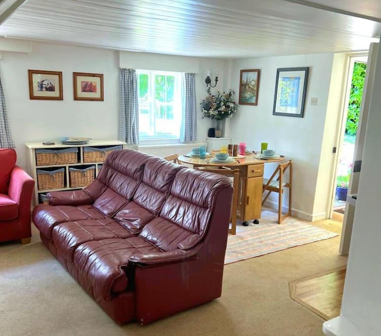 Landford'S Cottage, Your Retreat! Exteriör bild